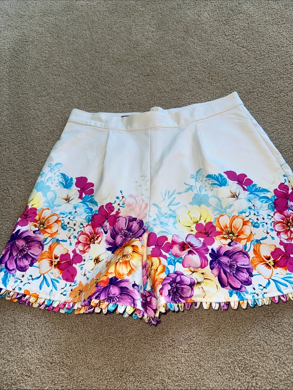 Boston Proper shorts - Picture 2 of 7